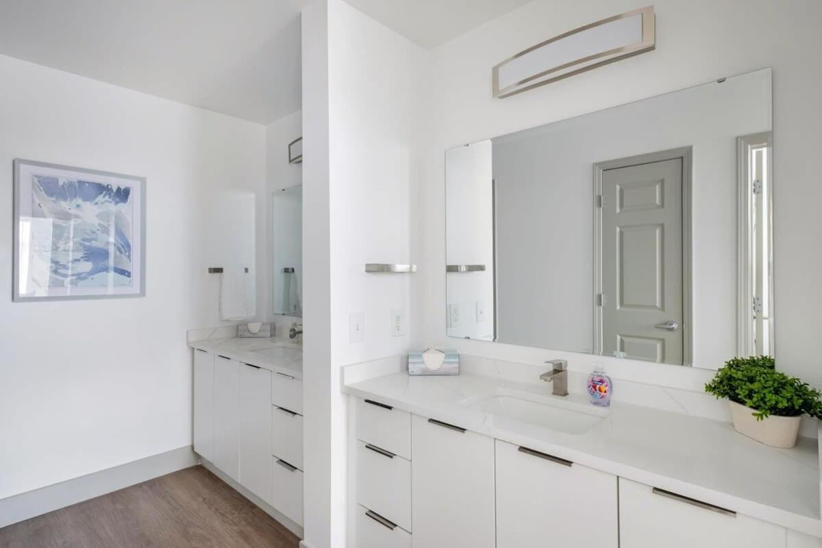 4B 3Ba Premium Family Apartment With Gym Шарлотт Екстер'єр фото